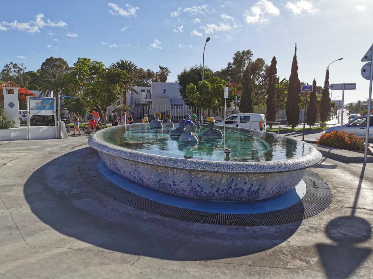 ארונה Sunny Apt With Terrace Coastal Area South Arona מראה חיצוני תמונה