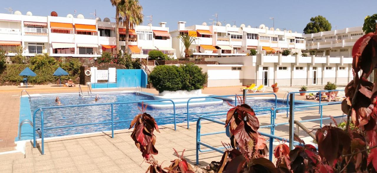ארונה Sunny Apt With Terrace Coastal Area South Arona מראה חיצוני תמונה