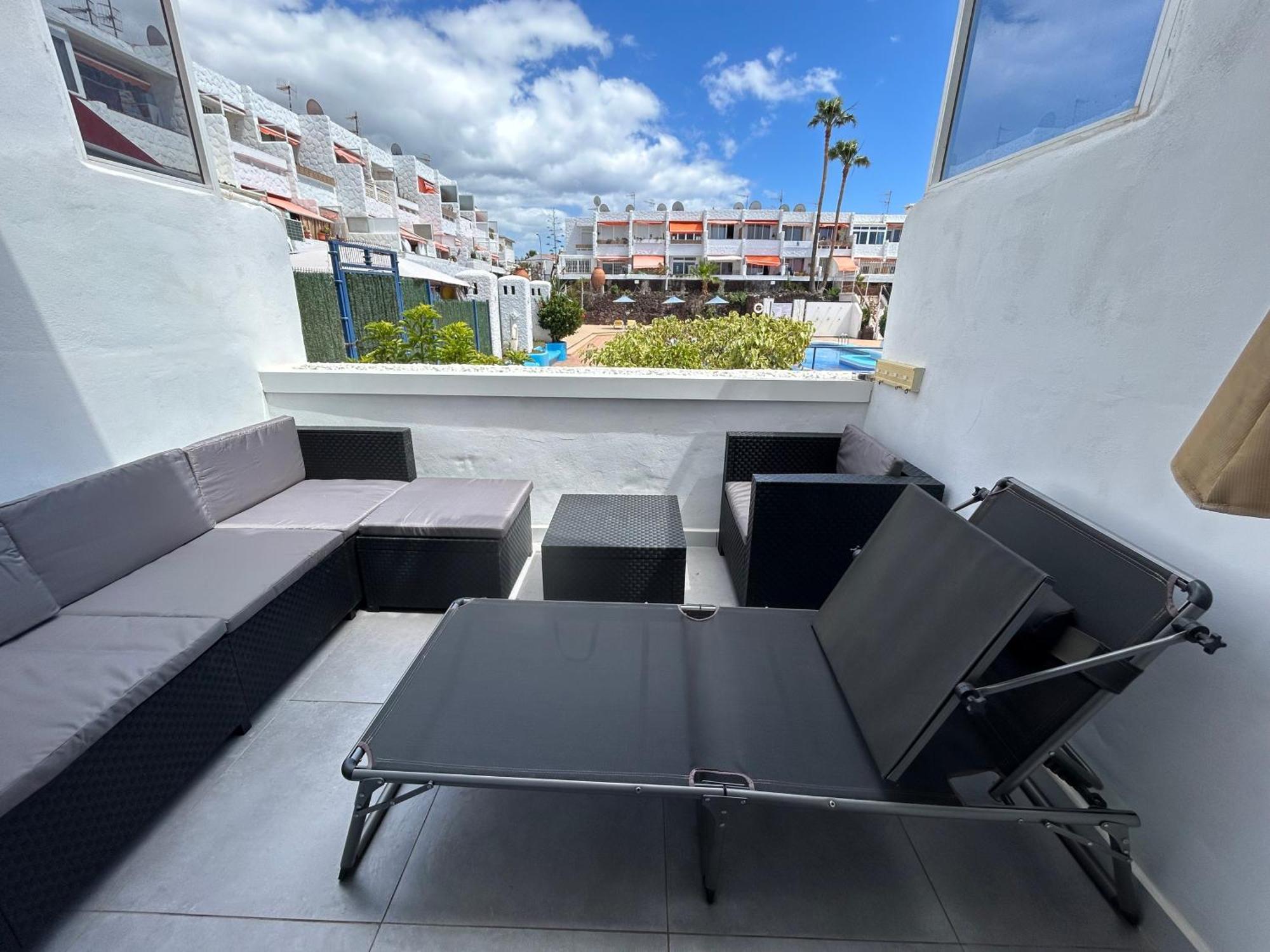 ארונה Sunny Apt With Terrace Coastal Area South Arona מראה חיצוני תמונה