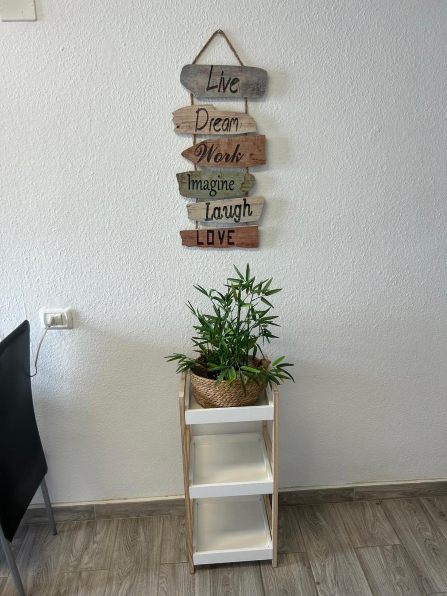 ארונה Sunny Apt With Terrace Coastal Area South Arona מראה חיצוני תמונה